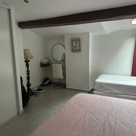 Appartement Centre En Face Du Port